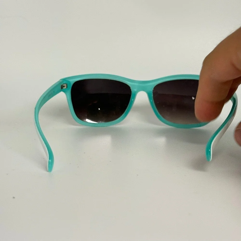 Adrienne‎ Vittadini Sunglasses AVS5047CE 105 White Teal Wayfarer Style